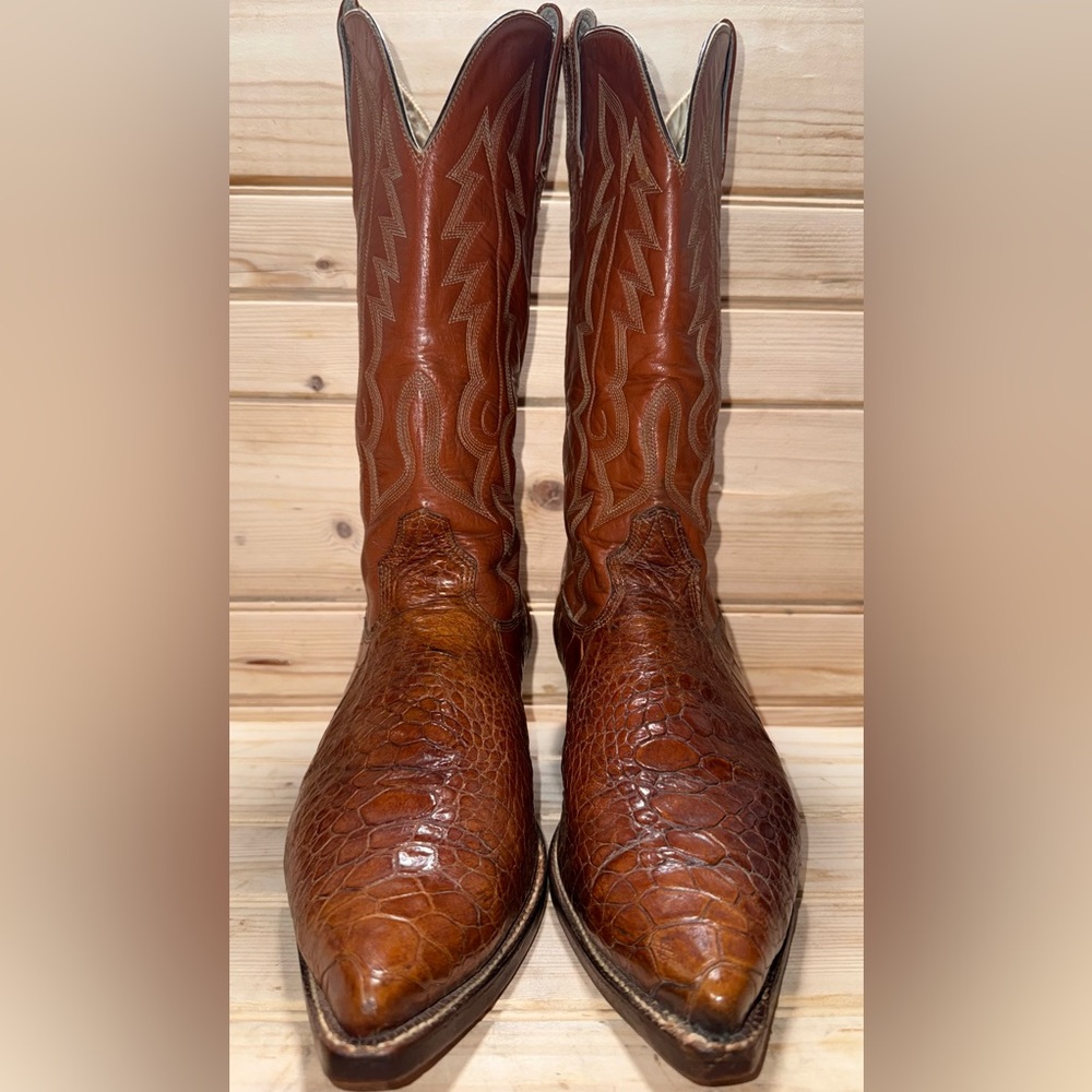 SOLD !!!!! Vintage Cowboy Boots 11 E